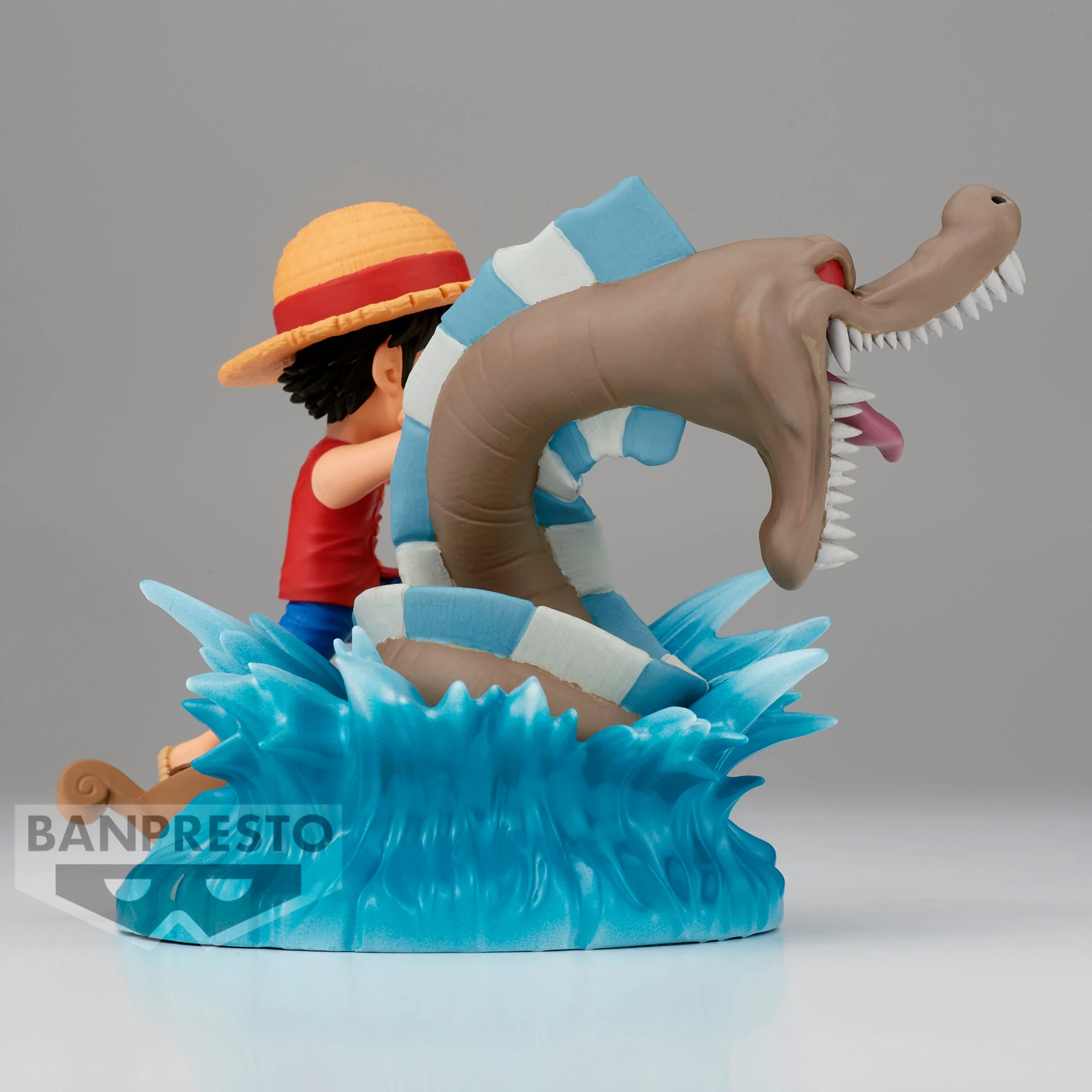 BANPRESTO ONE PIECE WORLD COLLECTABLE FIGURE LOG STORIES MONKEY D LUFFY VS LOCAL SEA MONSTER FIGURE - Image 4