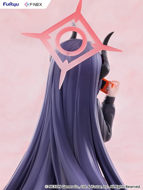 FURYU CORPORATION BLUE ARCHIVE CHIAKI MEMORIAL LOBBY VERSION 1/7 SCALE FIGURE [PRE ORDER] - Image 11