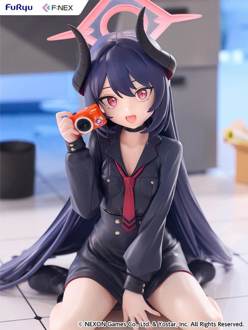 FURYU CORPORATION BLUE ARCHIVE CHIAKI MEMORIAL LOBBY VERSION 1/7 SCALE FIGURE [PRE ORDER] - Image 3